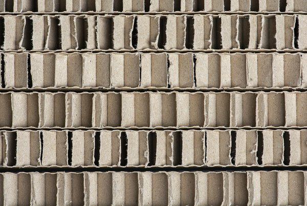 Discover the benefits of custom cardboard partitions